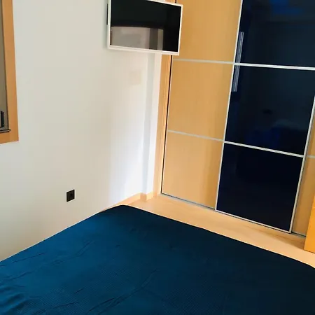 Estupendo En Apartment